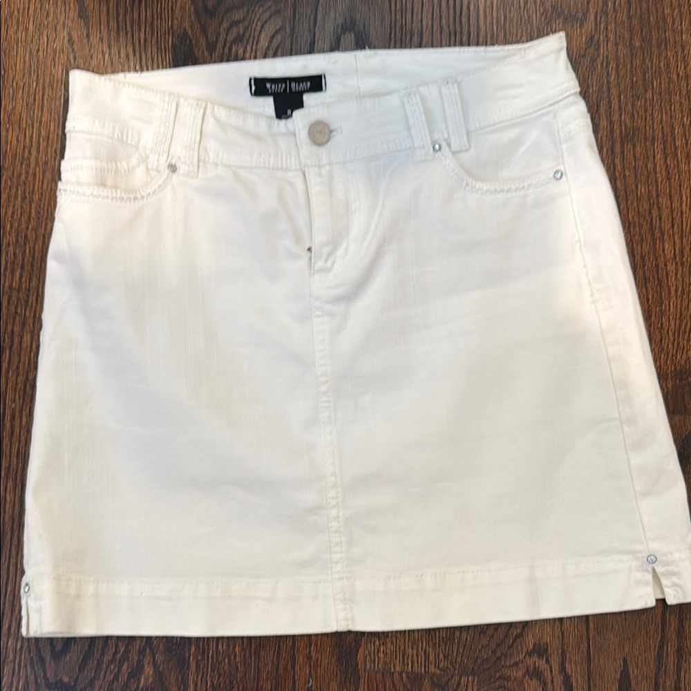 White House Black Market Cream Mini Skirt